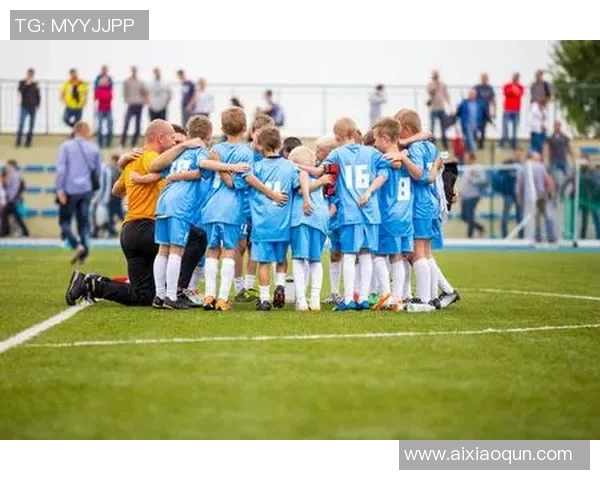 深圳足球队在足球战术排行榜中荣登第九名展现出强劲实力与潜力 深圳足球队在足球战术排行榜中荣登第九名展现出强劲实力与潜力