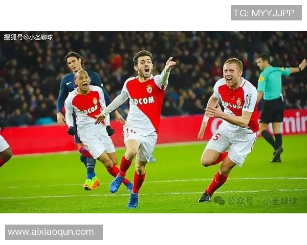 足球巨星精彩罚球瞬间集锦回顾与分析 足球巨星精彩罚球瞬间集锦回顾与分析